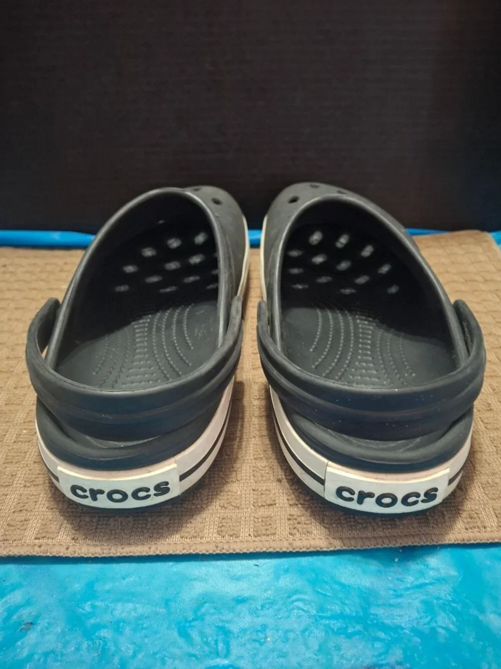 Unisex Classic Navy Crocs Clogs With Slip-On Design Size M9/W11 Breathable*SH1
